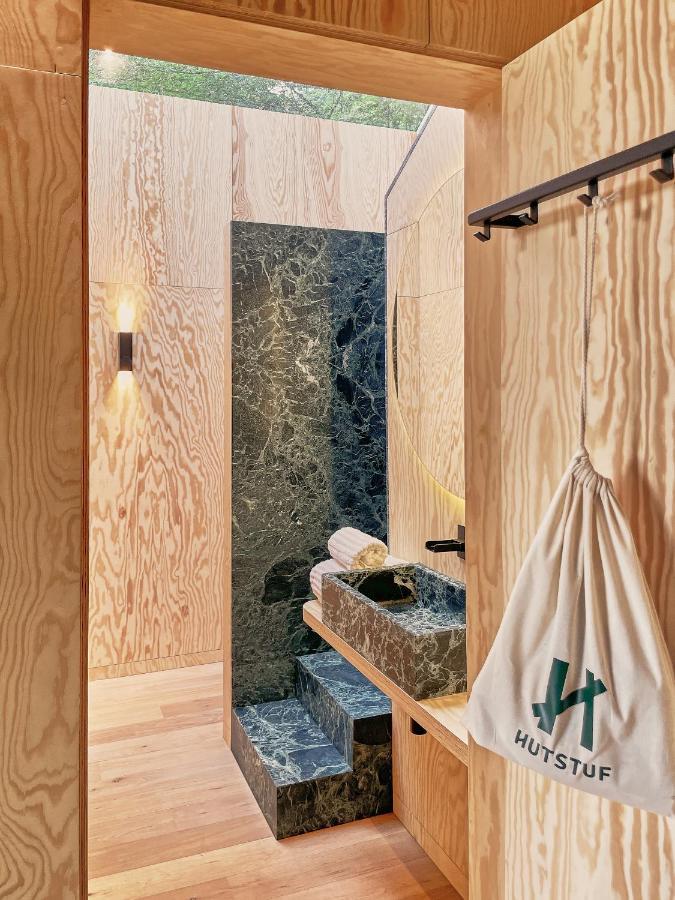 Hutstuf The Beaver & Private Outdoor Spa La Roche-en-Ardenne Exterior foto